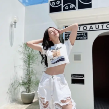Bella Ranee (18) Bella Ranee (18)