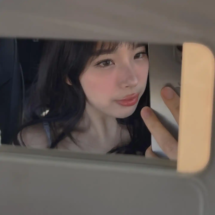 Elle Lee (36) Elle Lee (36)