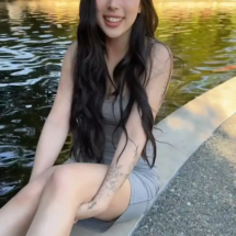 Elle Lee (37) Elle Lee (37)