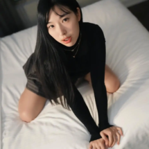 Elle Lee (46) Elle Lee (46)