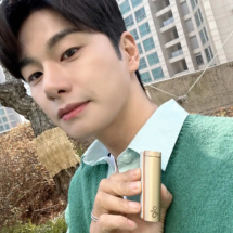 Lee Yi Kyung (22) Lee Yi Kyung (22)