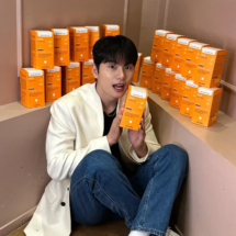 Lee Yi Kyung (25) Lee Yi Kyung (25)