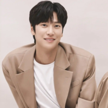 Na In-woo (26) Na In-woo (26)