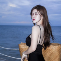 Pin Hathairat (30) หมอปิ่น