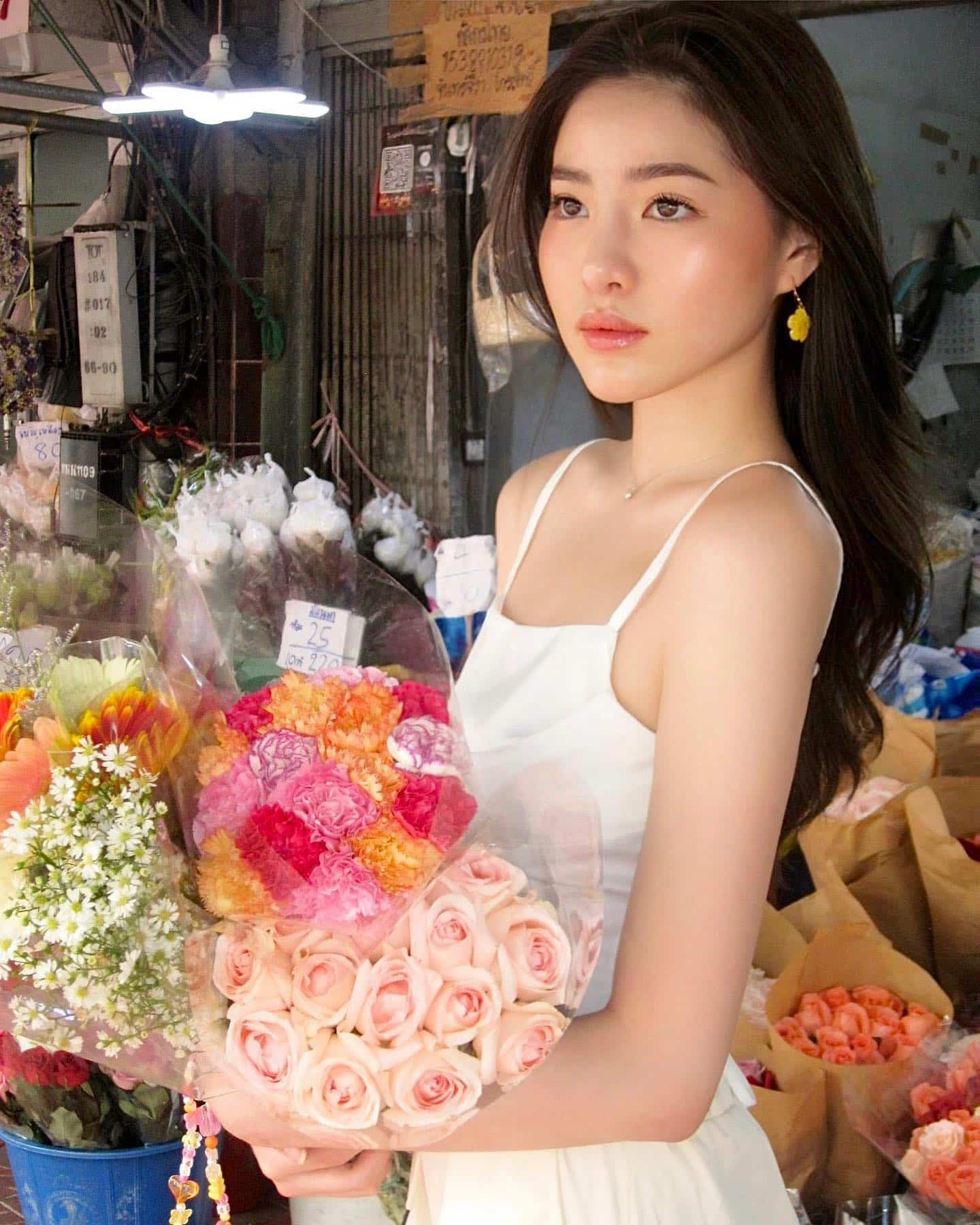 เปียโน ณิชาภัทร เน็ตไอดอลสาวหน้าหมวย คนคุย คนใหม่ของ นิกกี้ ณฉัตร 10