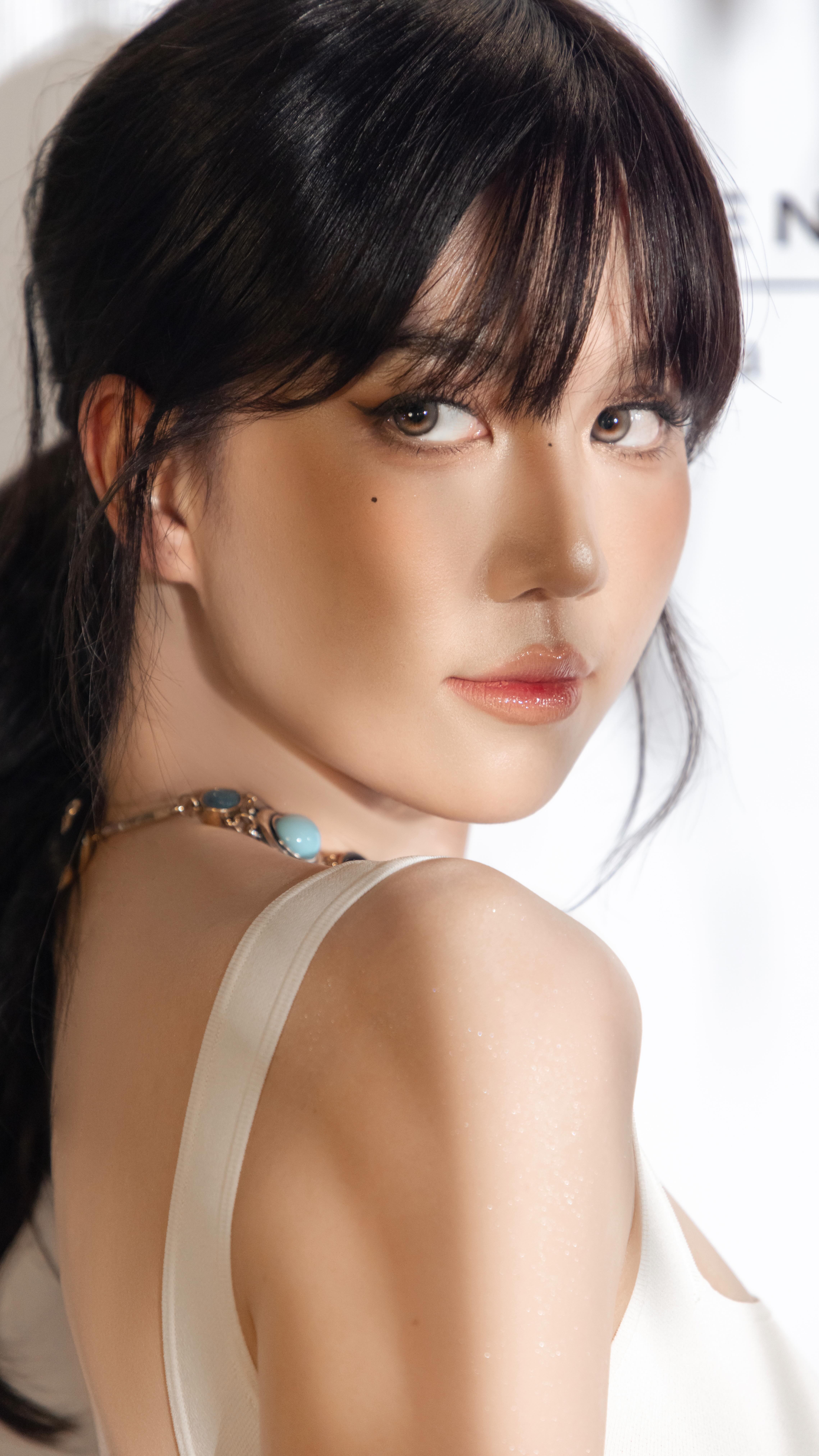 Ngoc Trinh นางแบบสาวเวียดนามสวยแซ่บ ดีกรีระดับแชมป์เวทีนางงาม 13