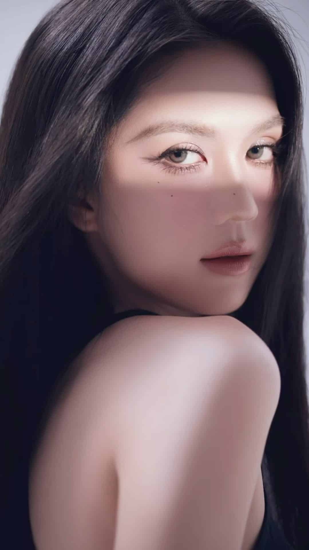 Ngoc Trinh นางแบบสาวเวียดนามสวยแซ่บ ดีกรีระดับแชมป์เวทีนางงาม 19