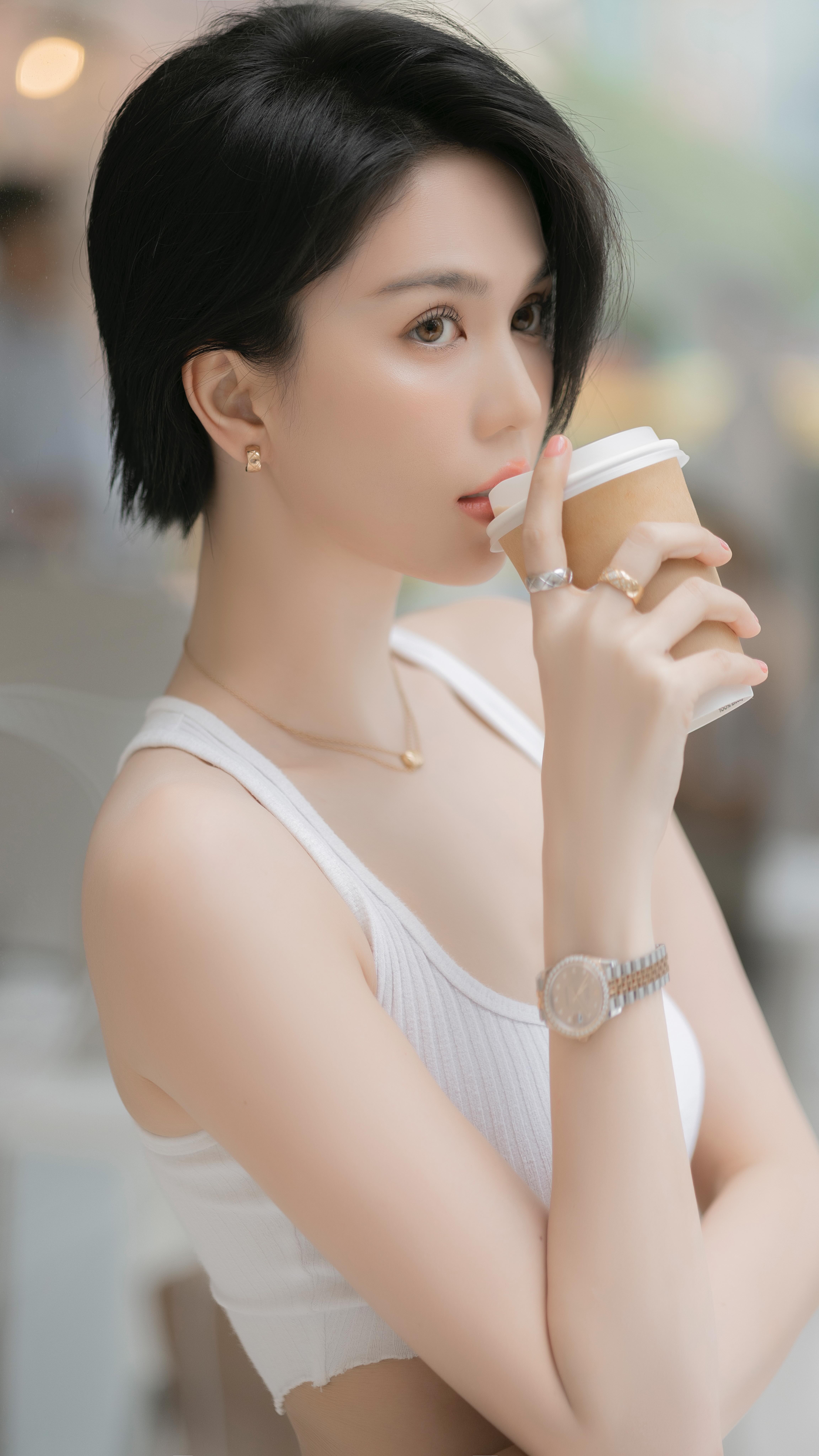 Ngoc Trinh นางแบบสาวเวียดนามสวยแซ่บ ดีกรีระดับแชมป์เวทีนางงาม 29
