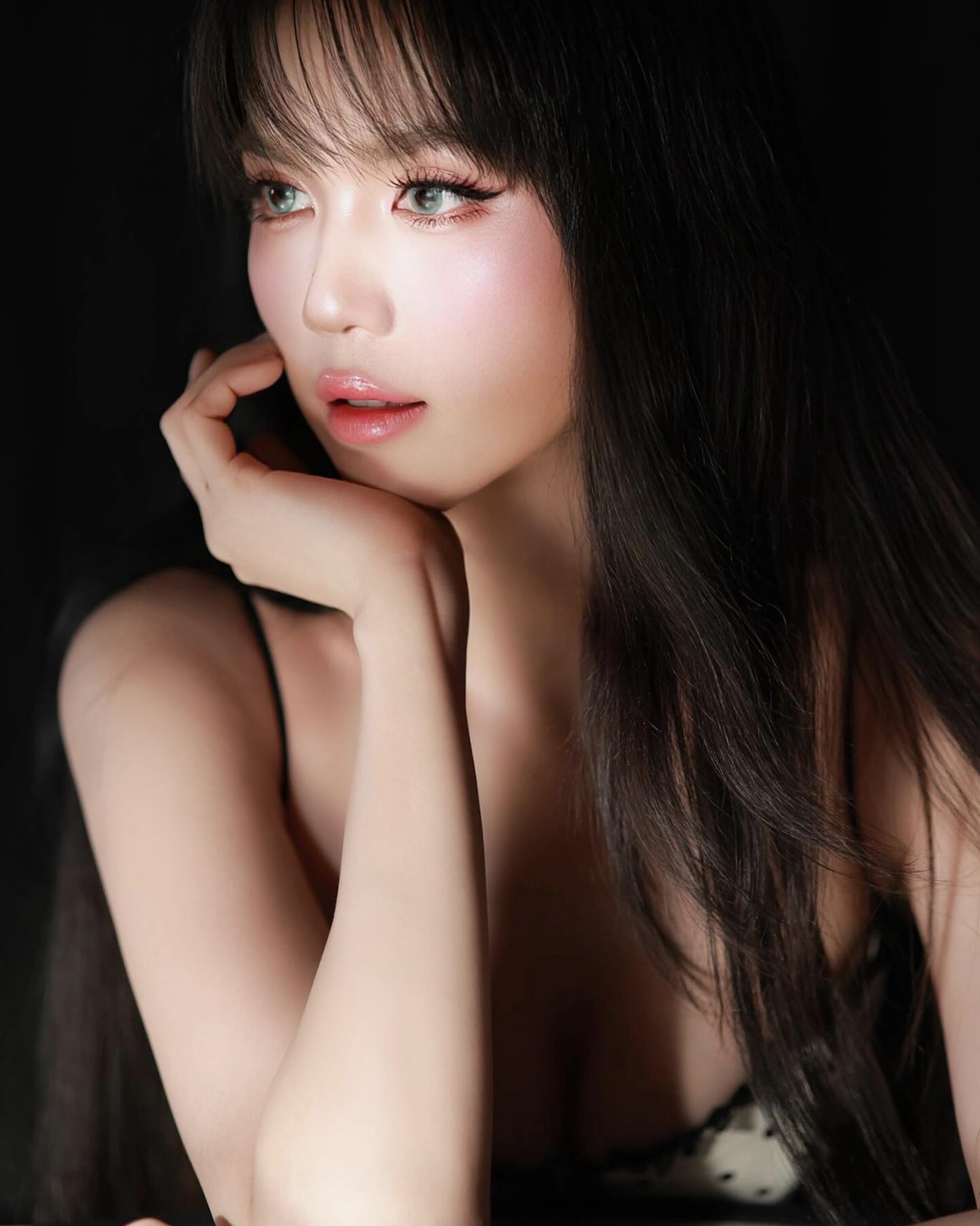 Ngoc Trinh นางแบบสาวเวียดนามสวยแซ่บ ดีกรีระดับแชมป์เวทีนางงาม 36