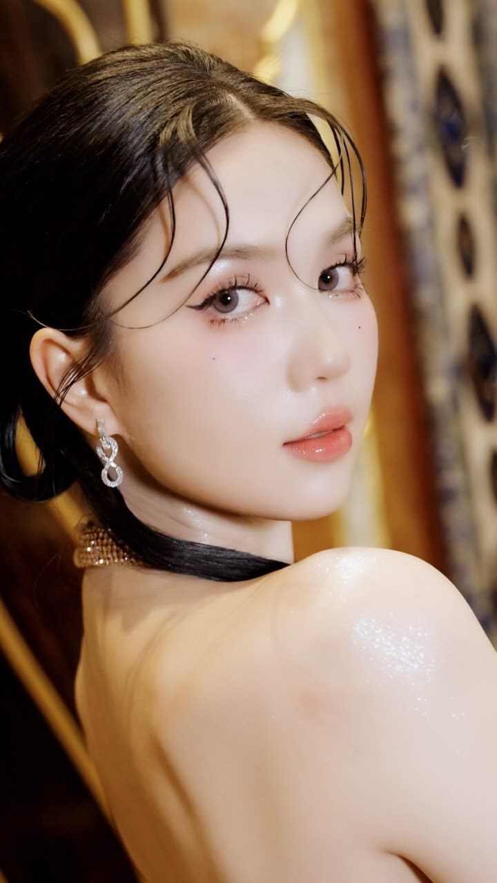 Ngoc Trinh นางแบบสาวเวียดนามสวยแซ่บ ดีกรีระดับแชมป์เวทีนางงาม 4