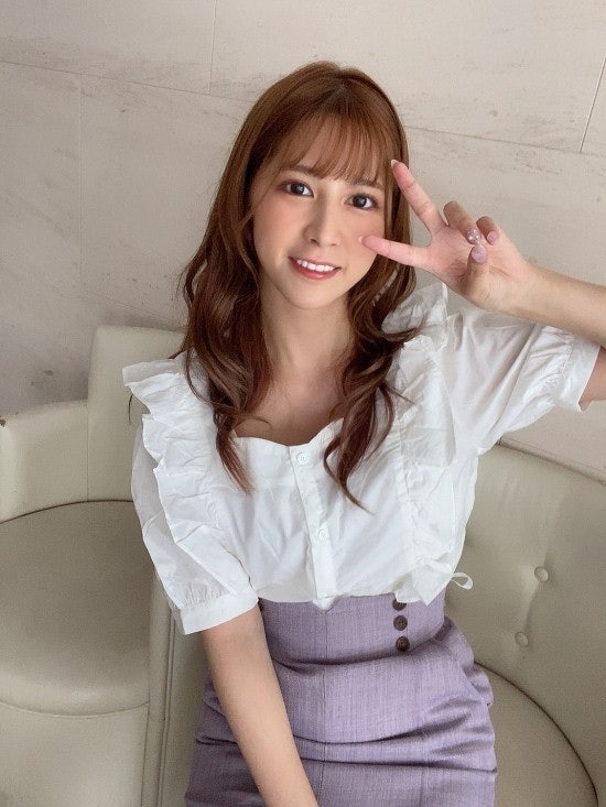 ริริ นานาสึโมริ (Riri Nanatsumori) นางเอก AV ญี่ปุ่นสาวตัวเล็กคัพ F 42