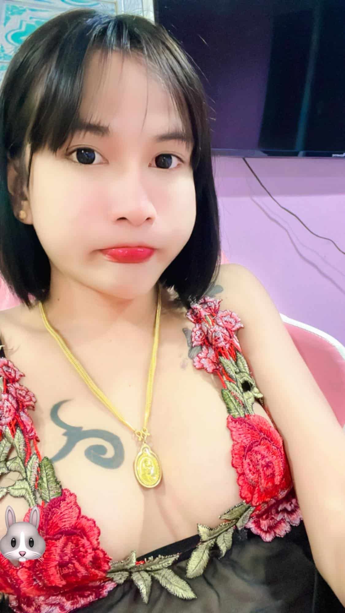 น้องตี้เด็ด สาวสวยเน็ตไอดอลหน้าเด็ก กับผลงานสาย 18+ สุดยั่ว 41