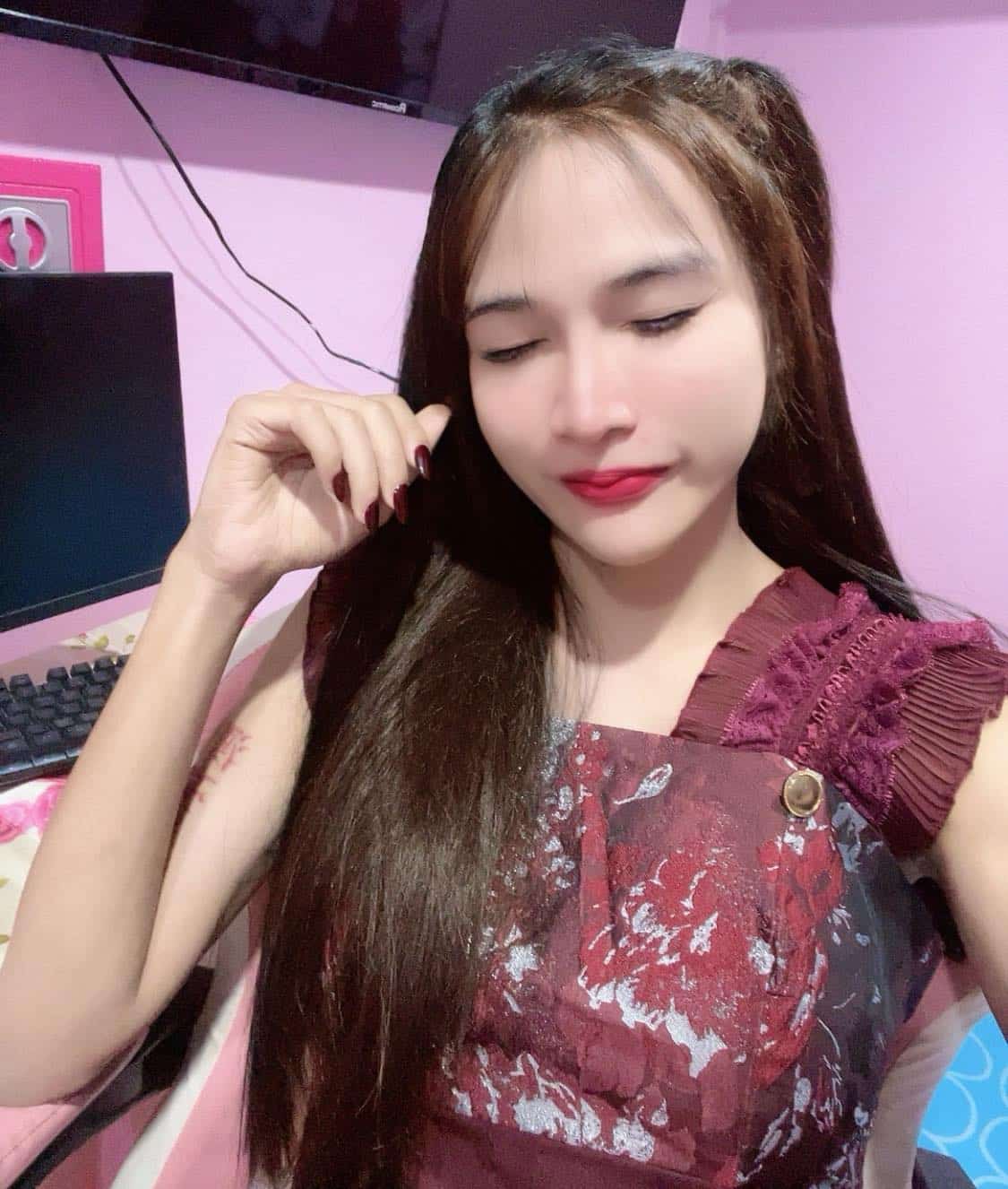 น้องตี้เด็ด สาวสวยเน็ตไอดอลหน้าเด็ก กับผลงานสาย 18+ สุดยั่ว 55