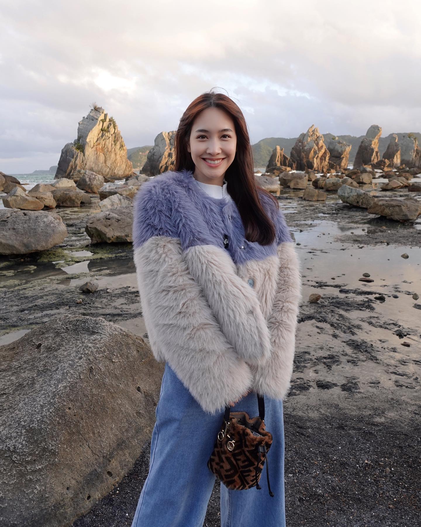 มิน พีชญา ดาราสาวสวย ไฮโซภาคอีสาน ทายาทธุรกิจก่อสร้างร้อยล้าน 7