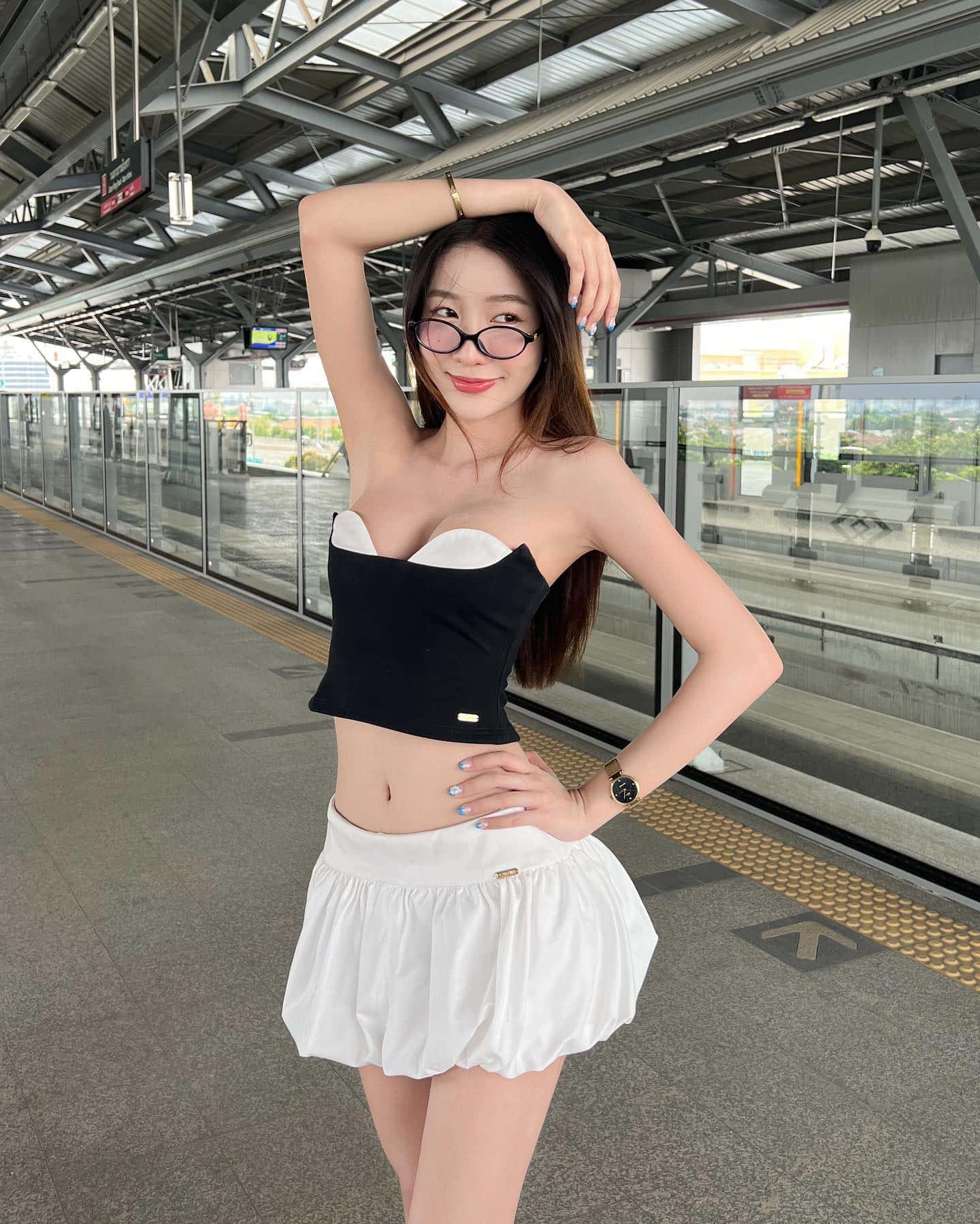 น้องจีน ละครคุณธรรม เน็ตไอดอล สาวสวย หน้าหมวย หุ่นเซ็กซี่ 40