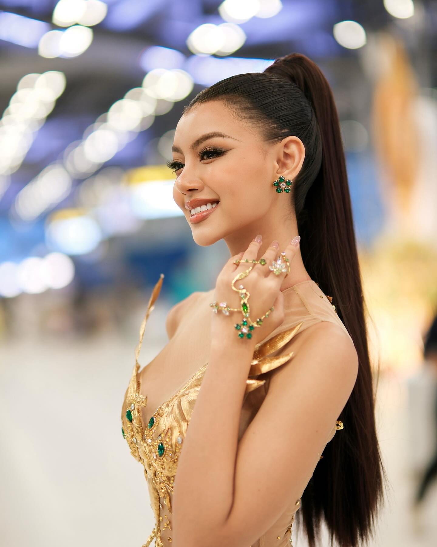 แตแต หรือ แธ ซู เญียน นางแบบหน้าสวย หุ่นแซ่บ สาวงามเมียนมา 13