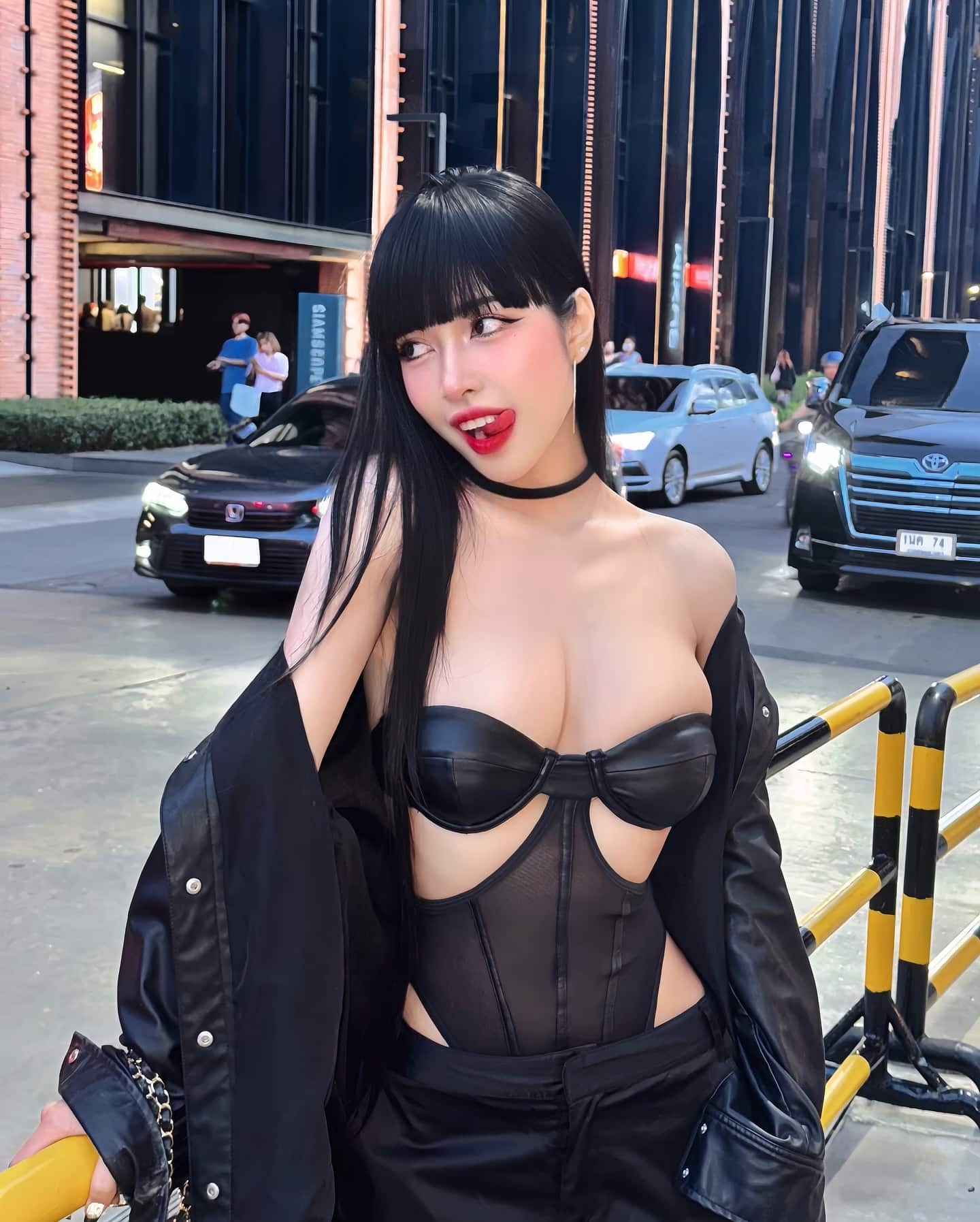 น้องฝน Pattaraporn นางแบบคอสเพลย์สายเซ็กซี่ ดีกรีดาวแซ่บ OnlyFans 8