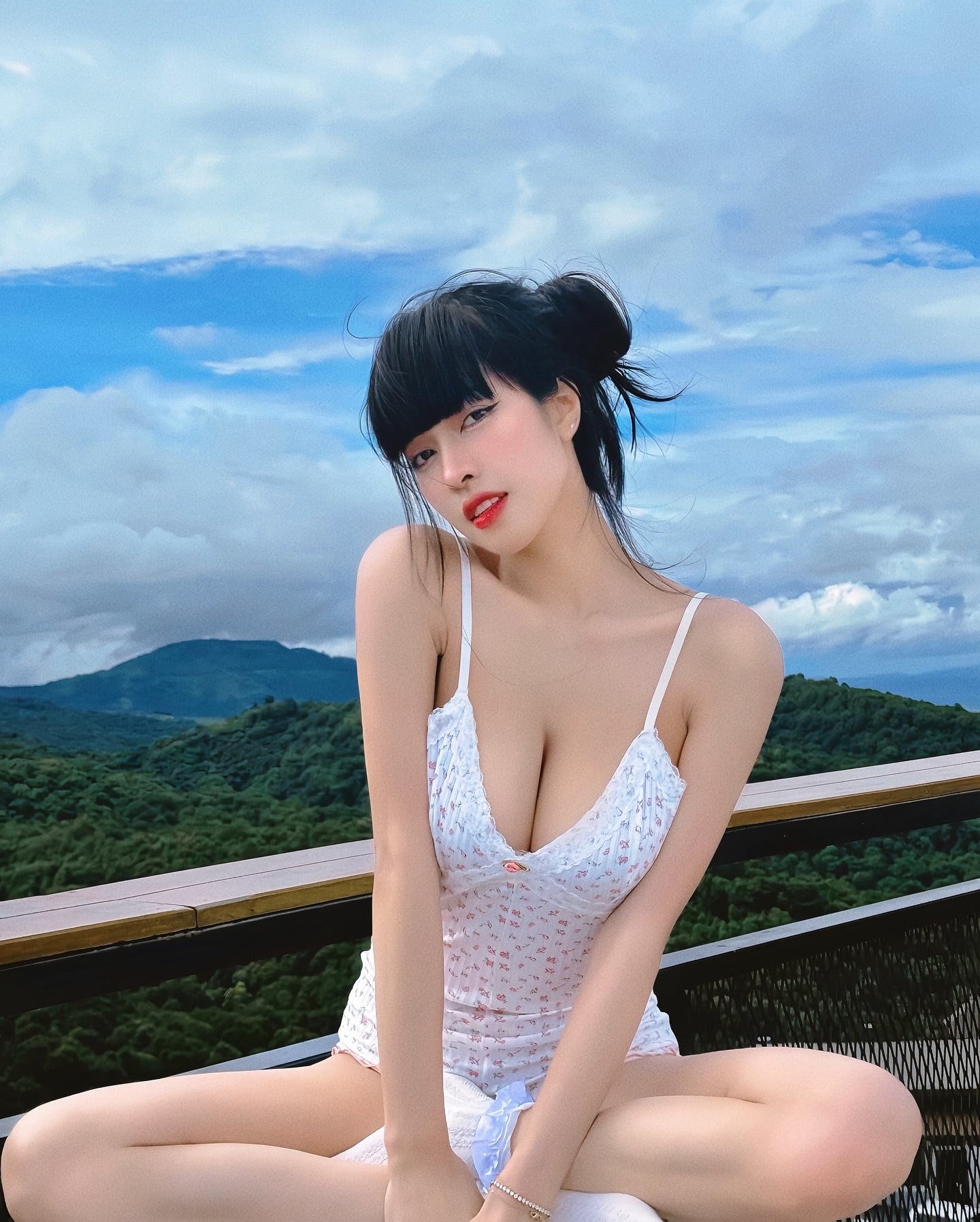 น้องฝน Pattaraporn นางแบบคอสเพลย์สายเซ็กซี่ ดีกรีดาวแซ่บ OnlyFans 9