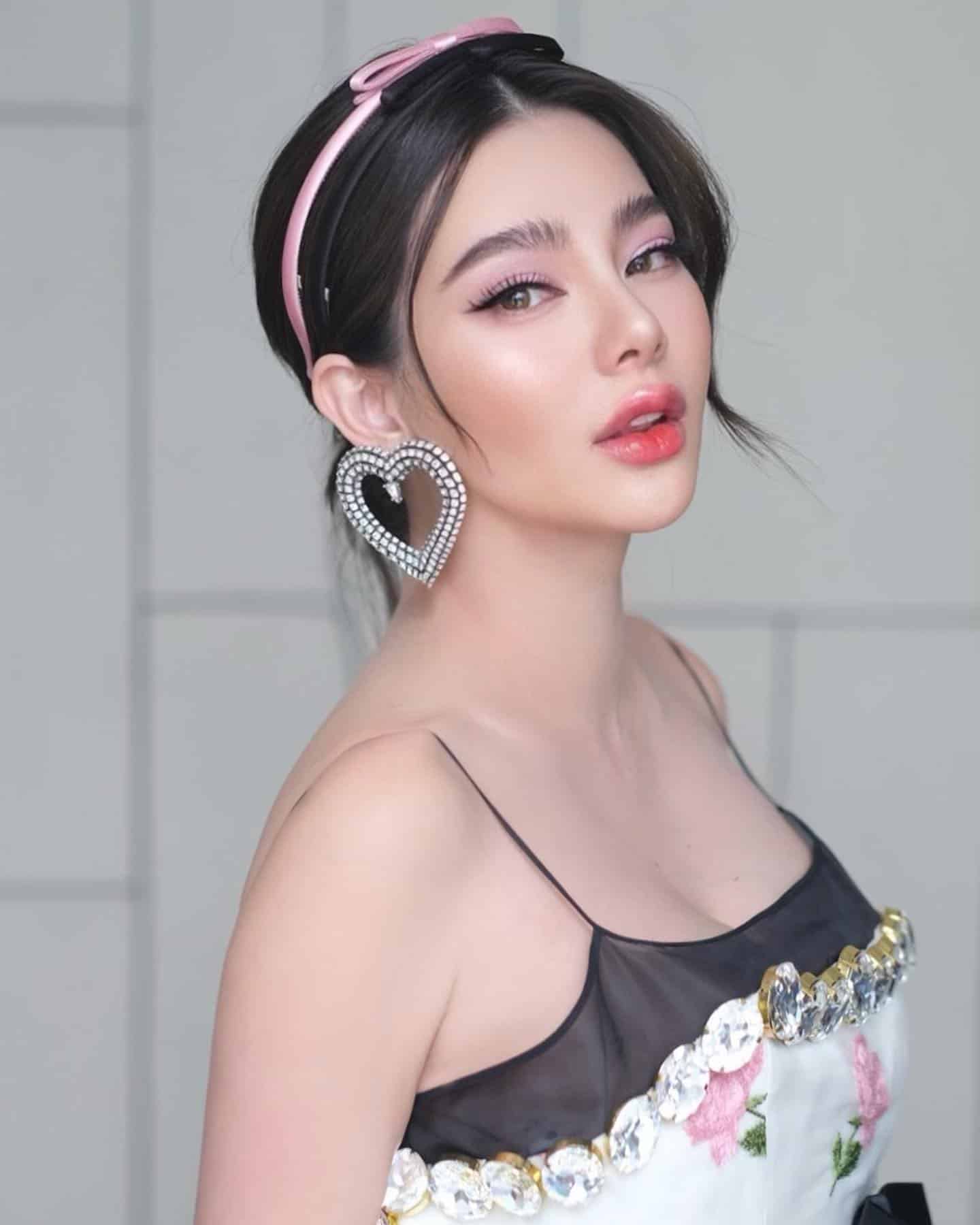 ดิว อริสรา นักแสดงสาวไทย ประวัติและผลงานเด่น 36