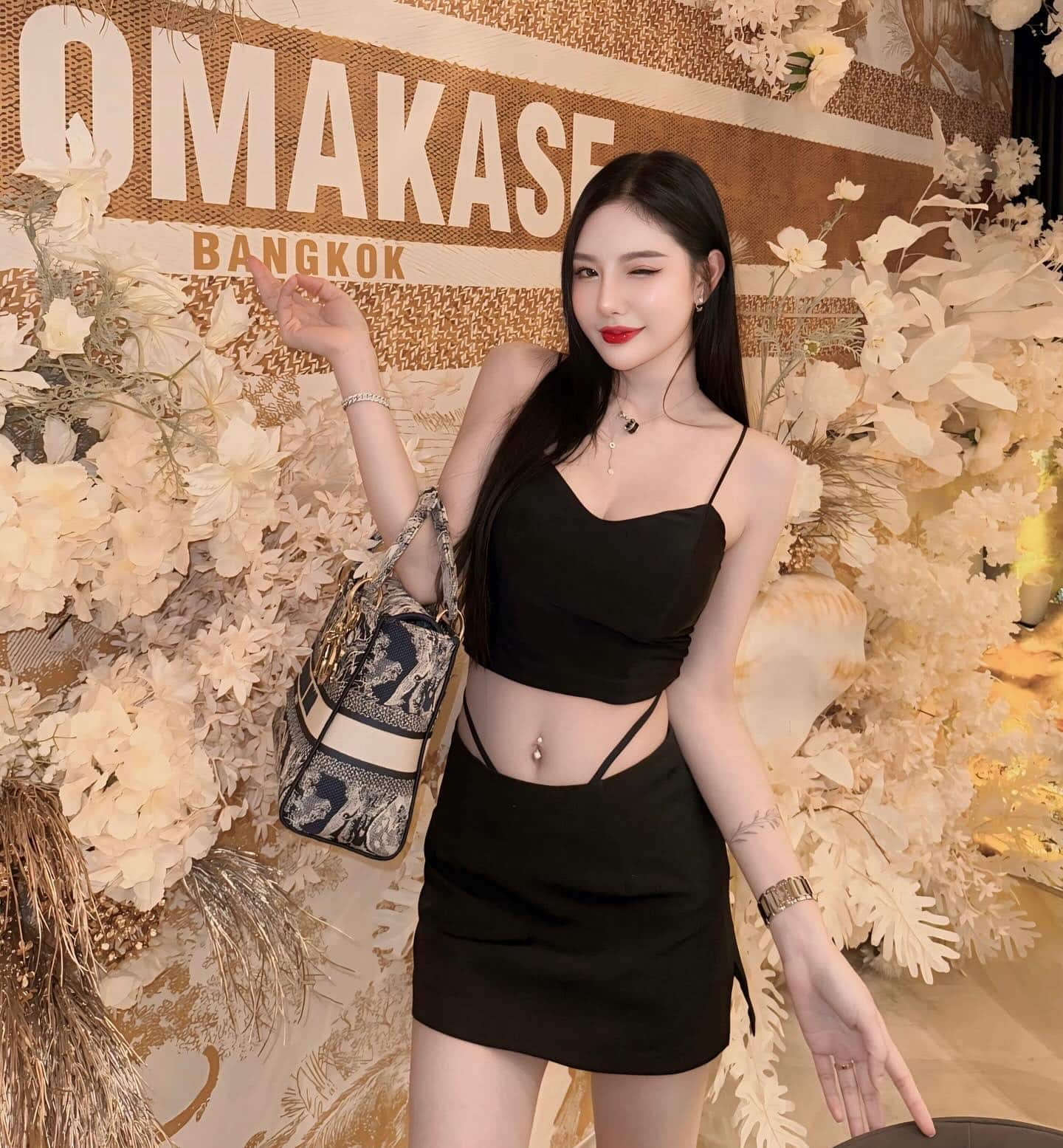 ลูกหว้า อาทิตยา นางแบบ สุดเซ็กซี่ แซ่บขยี้ใจ ดีกรีสาวไทอิน ก็มาดิคร้าบ 17