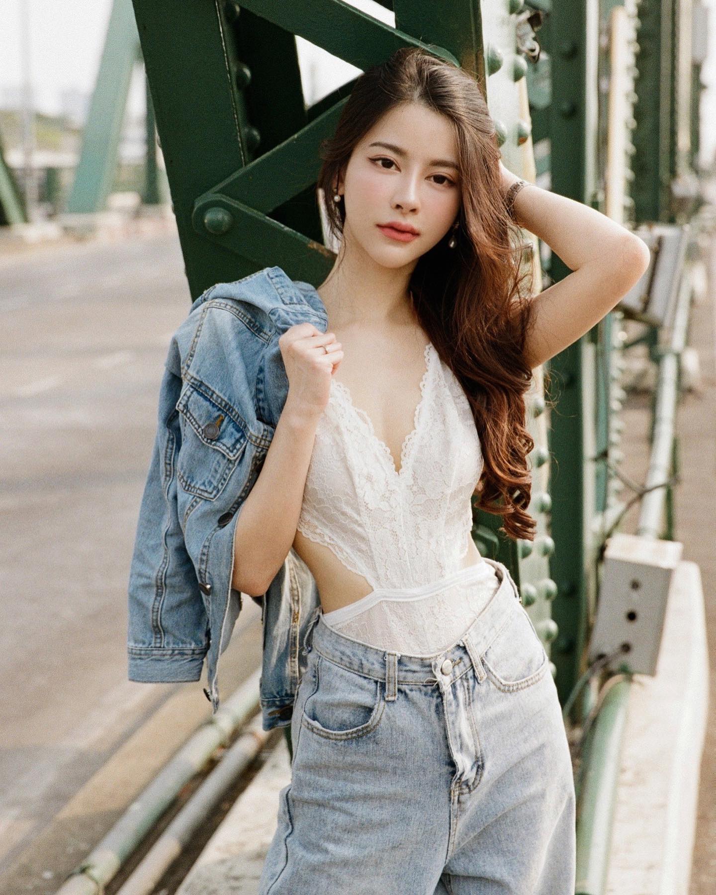 ปุยฝ้าย อมลรดา นางแบบ CupE สวยเซ็กซี่ แซ่บ จาก โหนกระแส 7