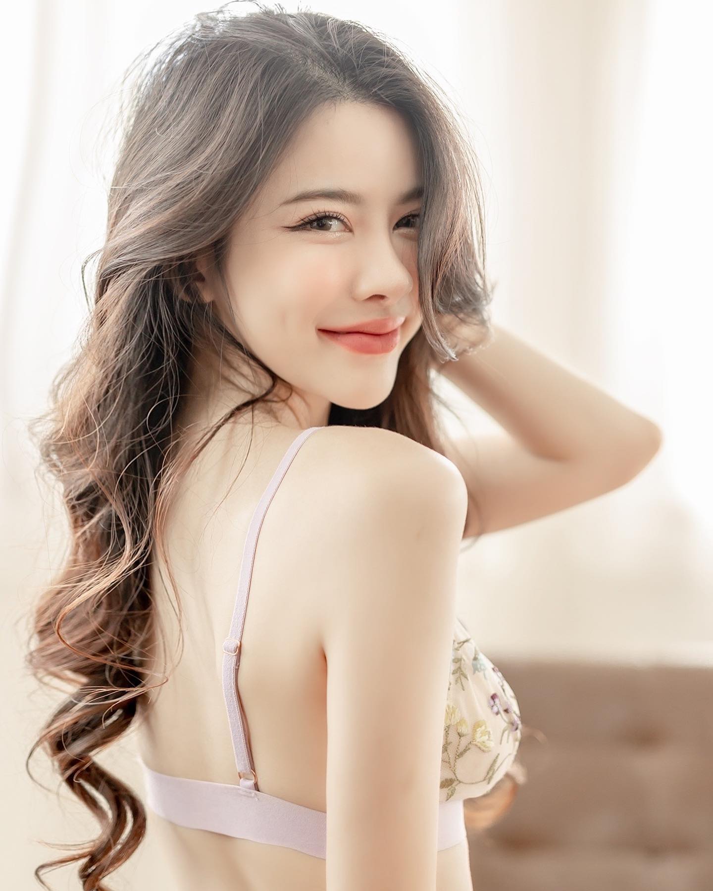 ปุยฝ้าย อมลรดา นางแบบ CupE สวยเซ็กซี่ แซ่บ จาก โหนกระแส 30