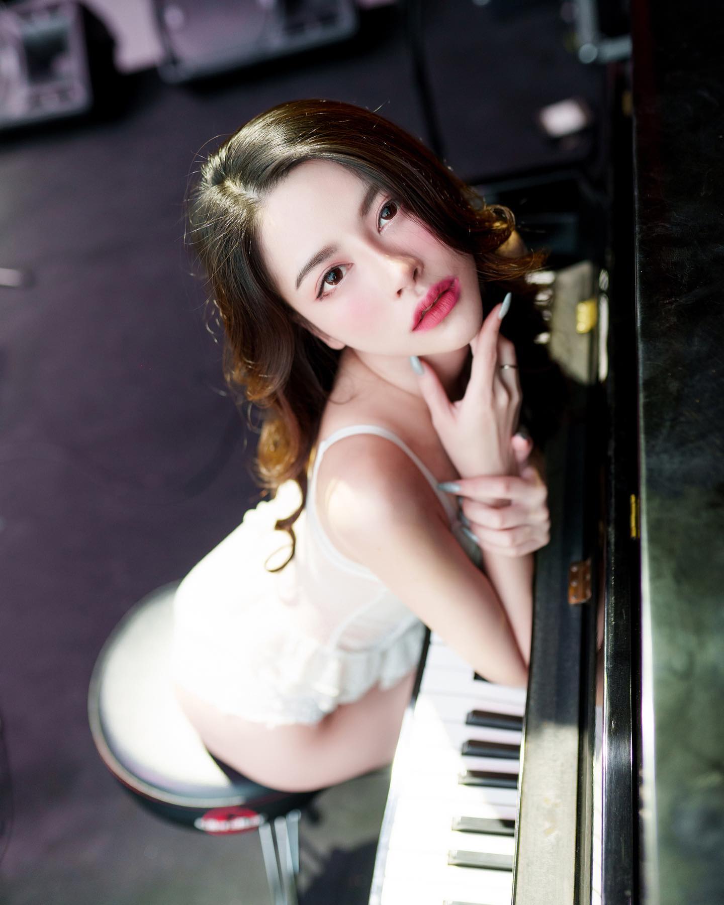 ปุยฝ้าย อมลรดา นางแบบ CupE สวยเซ็กซี่ แซ่บ จาก โหนกระแส 3