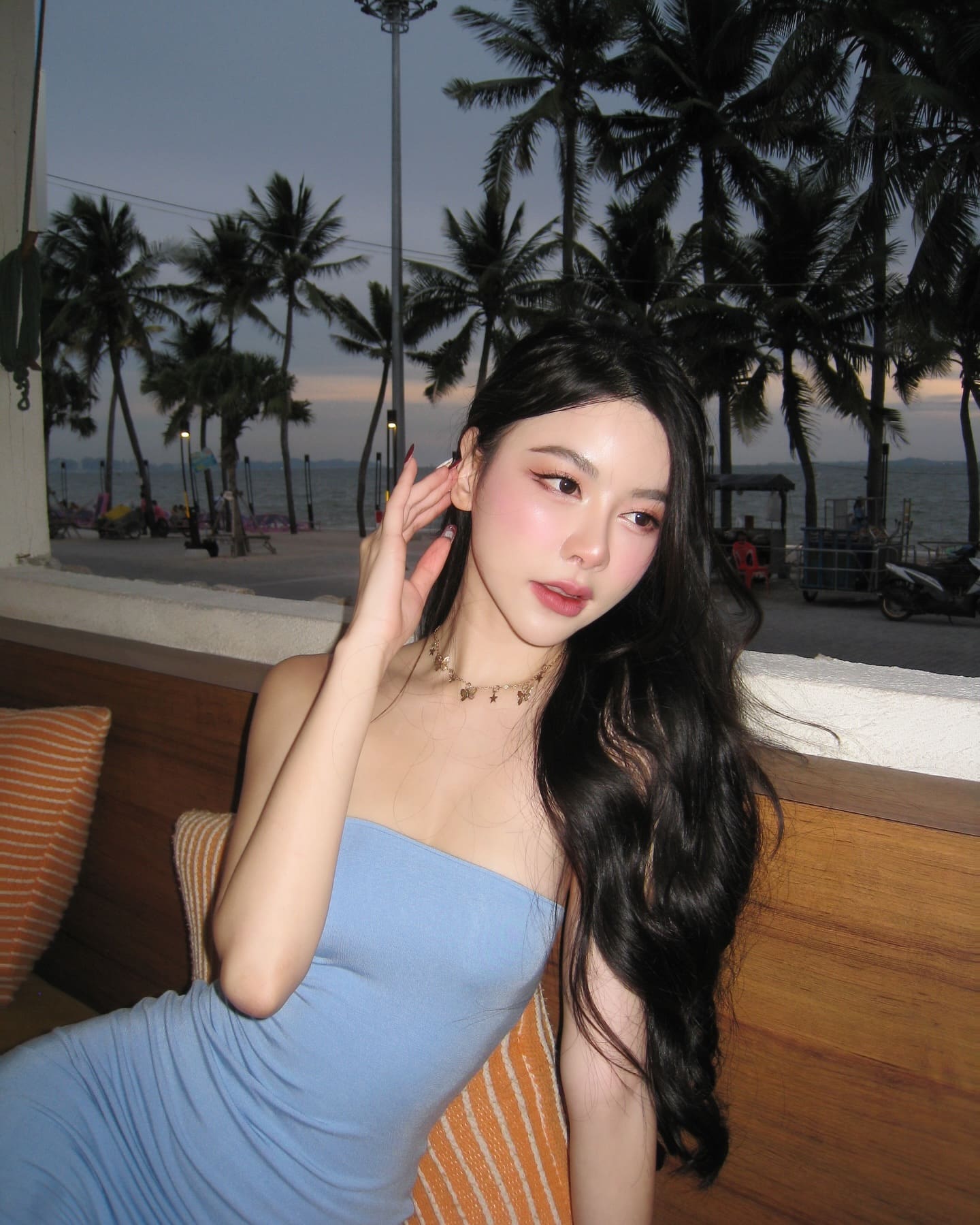 ปุยฝ้าย อมลรดา นางแบบ CupE สวยเซ็กซี่ แซ่บ จาก โหนกระแส 22