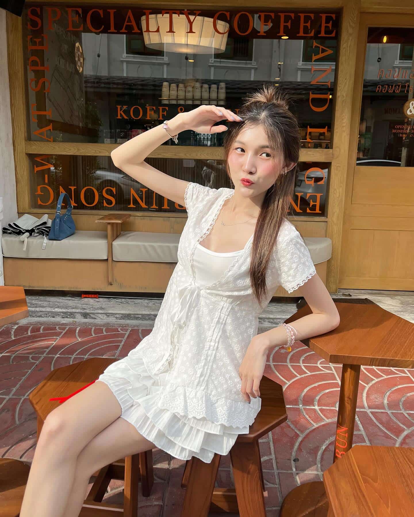 น้อง บอฟอใบเฟิน ดาว TikTok สาวสวย เอวบาง A4 หุ่นเด็ด 15