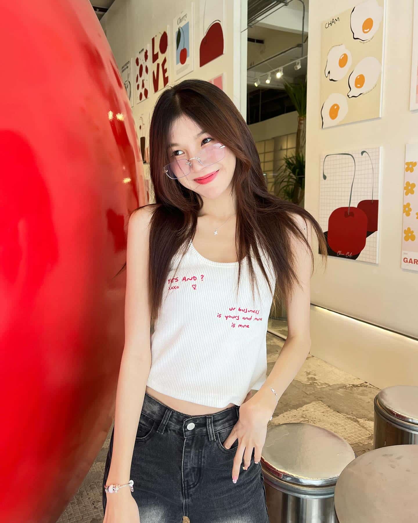 น้อง บอฟอใบเฟิน ดาว TikTok สาวสวย เอวบาง A4 หุ่นเด็ด 17