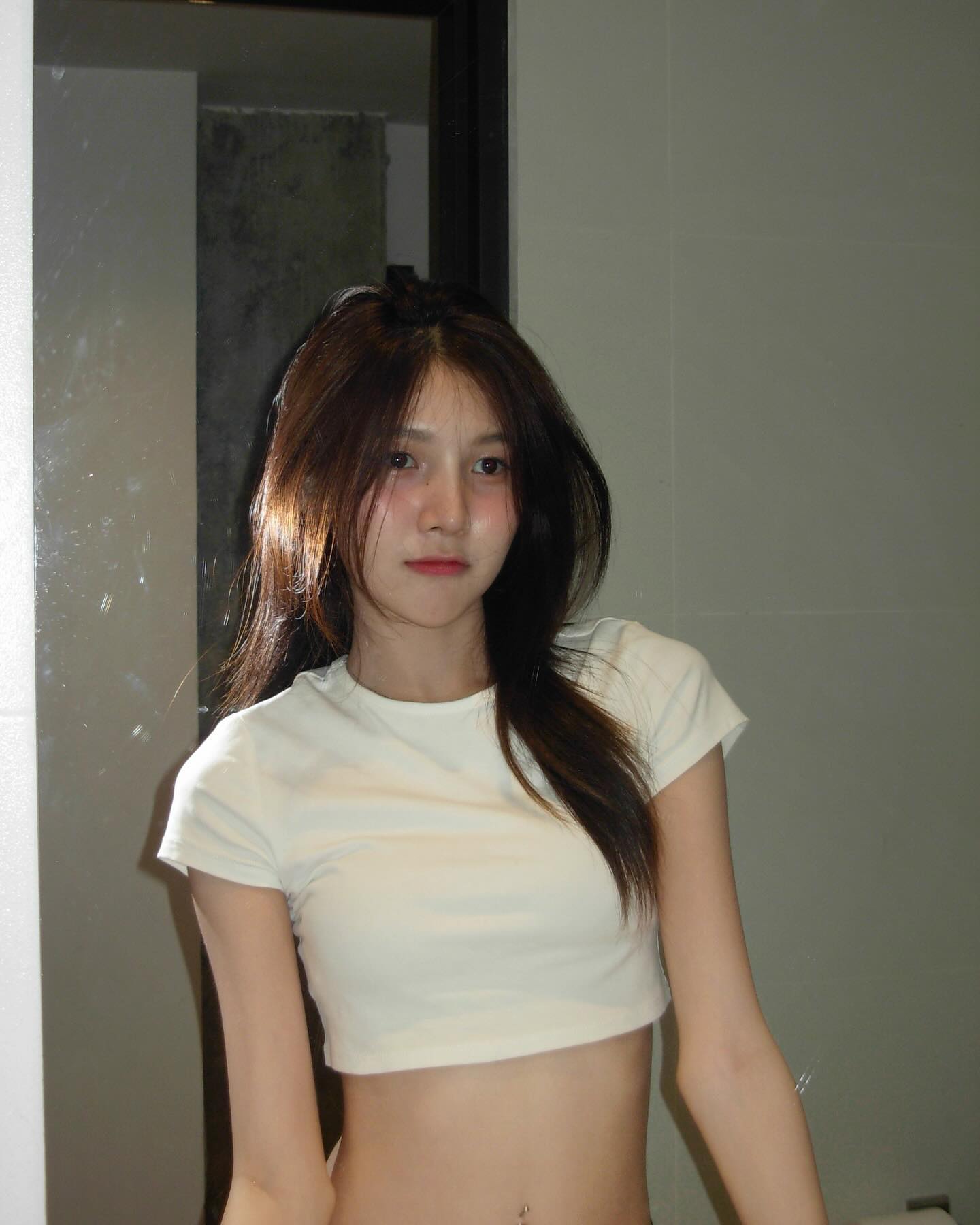 น้อง บอฟอใบเฟิน ดาว TikTok สาวสวย เอวบาง A4 หุ่นเด็ด 24