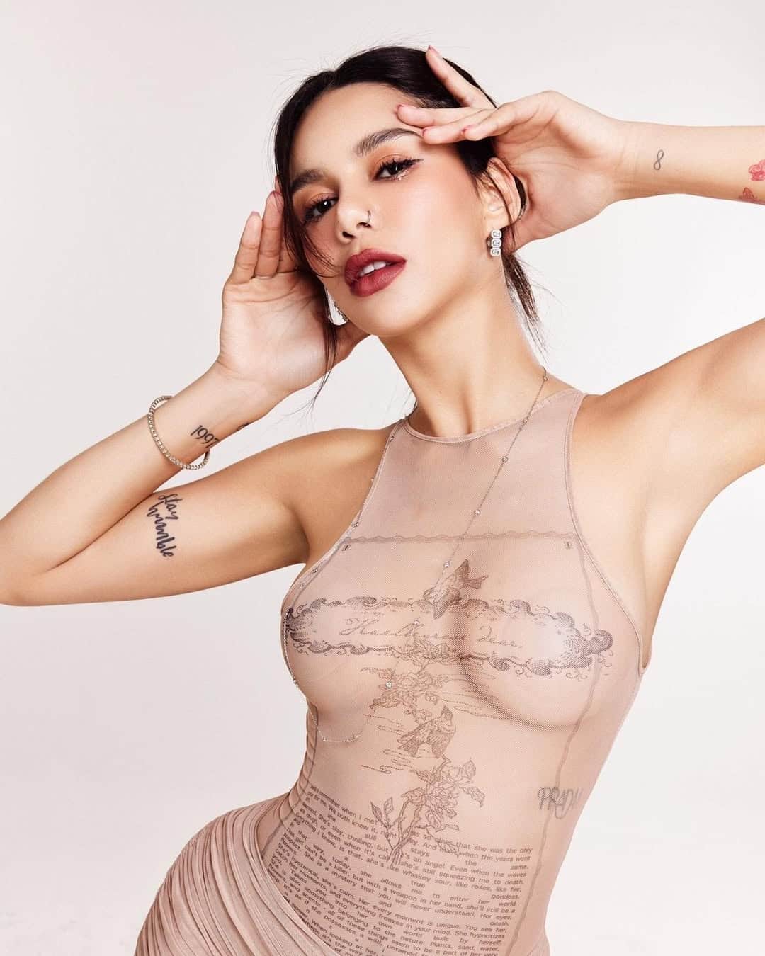พราด้า ธันย์สิตา นางงาม เน็ตไอดอลสาวสวย ตำนาน ป็อกเก้าเด้ง 8
