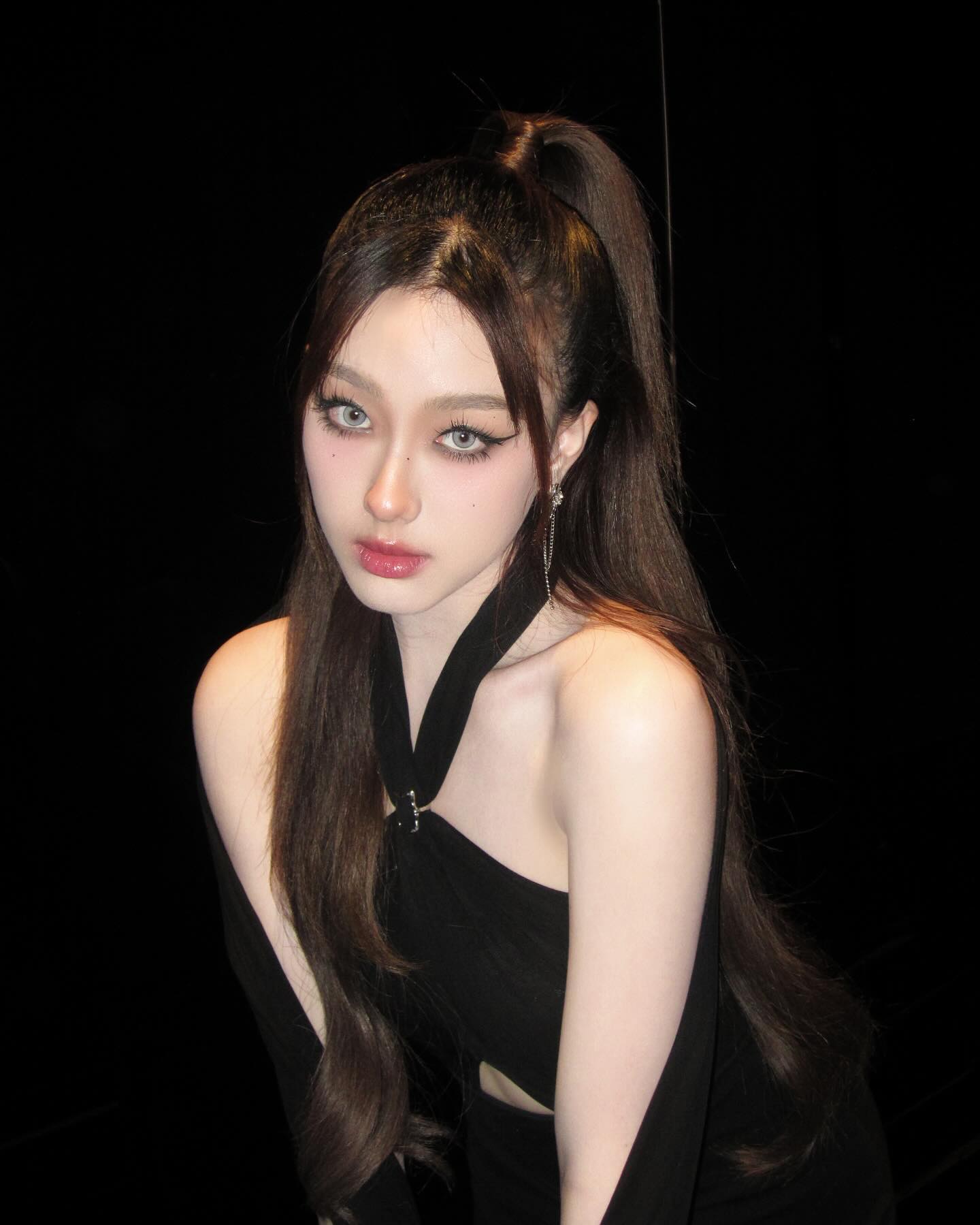 อ๊ะอาย 4eve ไอดอลสาวหน้าหมวย น่ารัก นักแสดง The Stone พระแท้ คนเก๊ 1