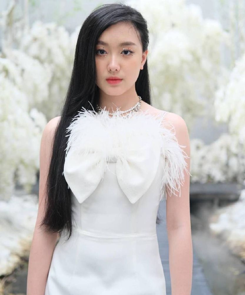 อ๊ะอาย 4eve ไอดอลสาวหน้าหมวย น่ารัก นักแสดง The Stone พระแท้ คนเก๊ 45