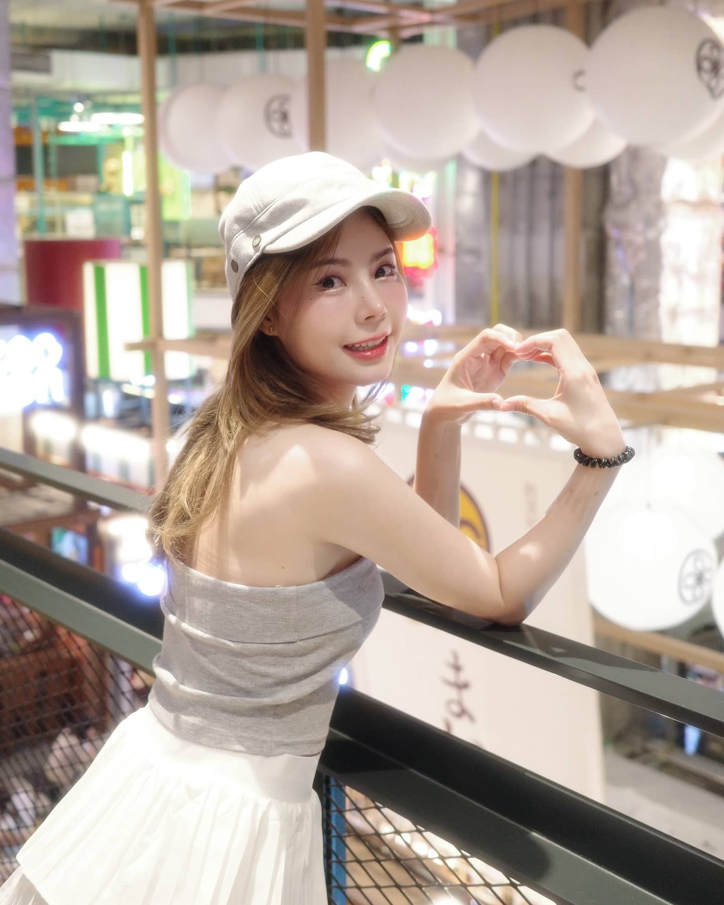 Zbing Z. พี่แป้ง เน็ตไอดอลสายเกม สวย เก่ง น่ารัก 9