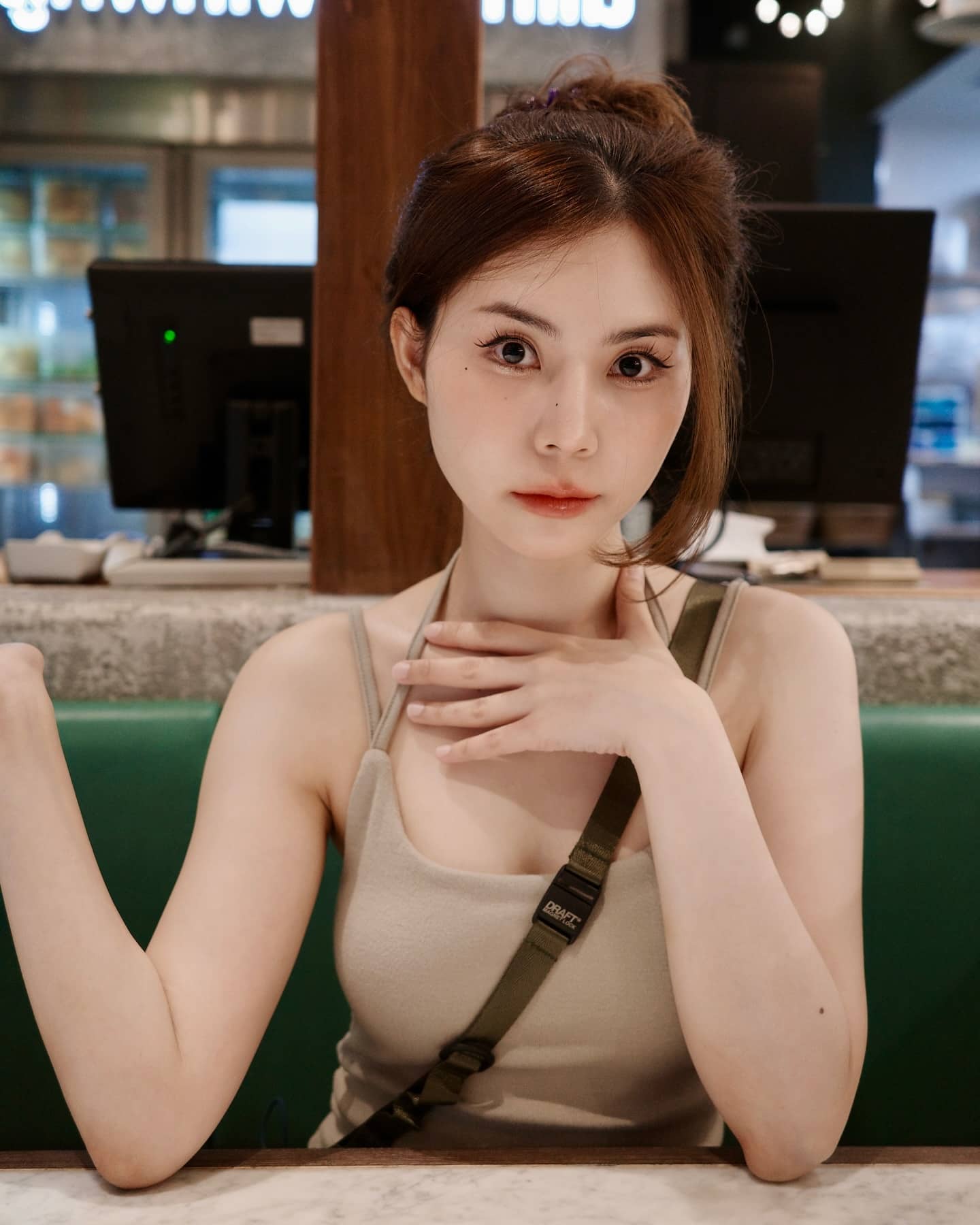 Zbing Z. พี่แป้ง เน็ตไอดอลสายเกม สวย เก่ง น่ารัก 34