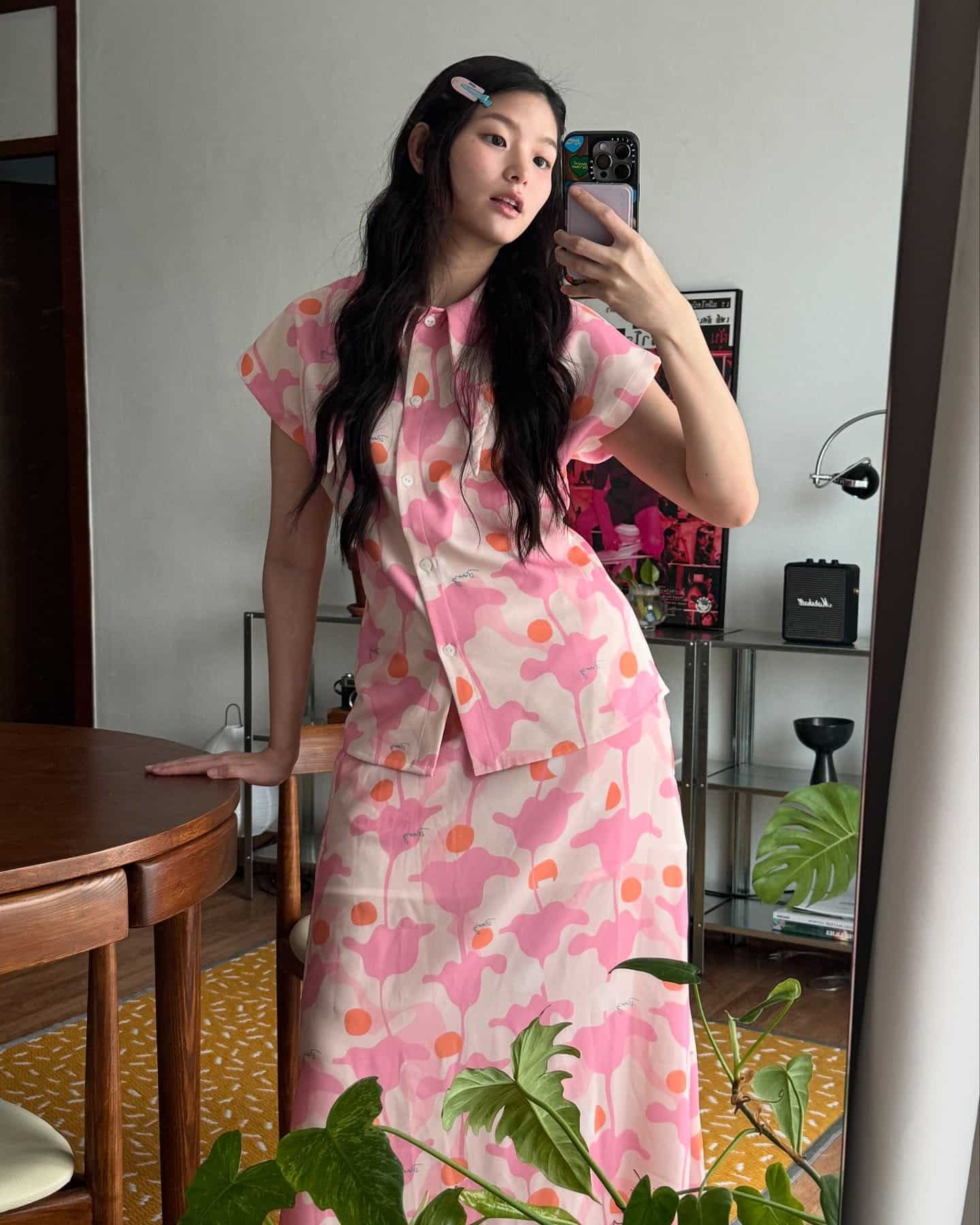 คิ้ว อนงค์นาถ หรือ ลีนุกซ์ นางแบบสาวหมวยหน้าเก๋ จากสงครามส่งด่วน 18