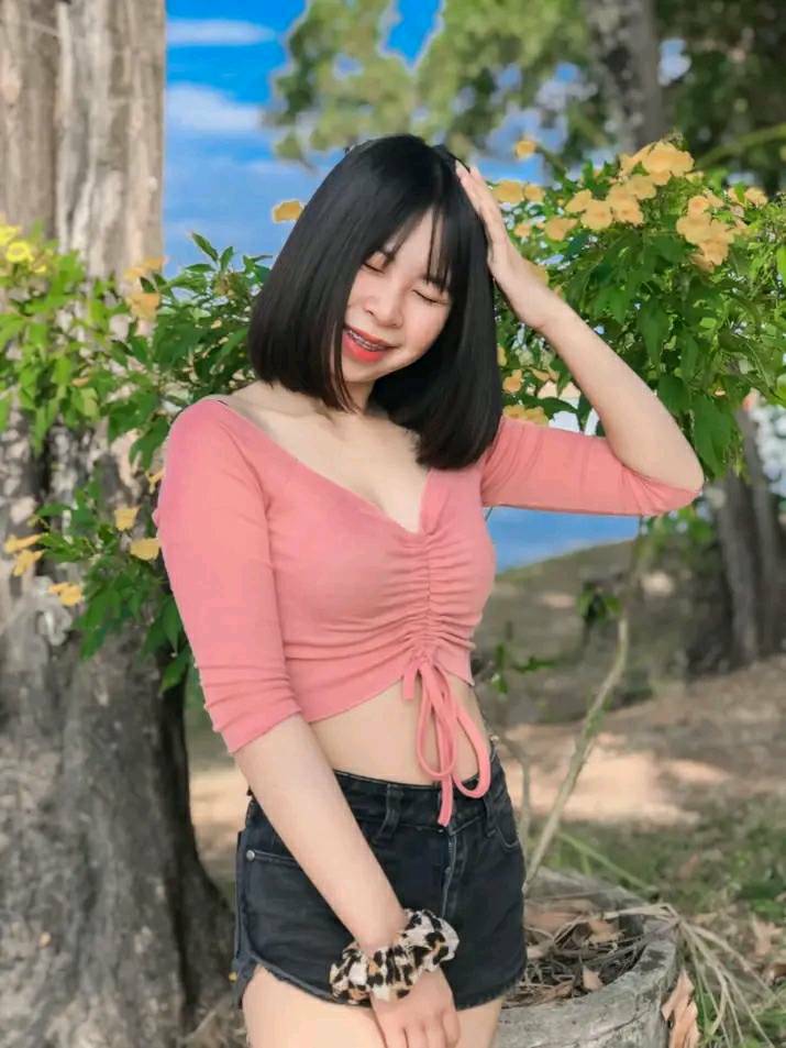 หลิน ลลิพร ตันติพิมลพันธ์ เน็ตไอดอล น่ารัก เซ็กซี่ ไซส์เล็ก 12