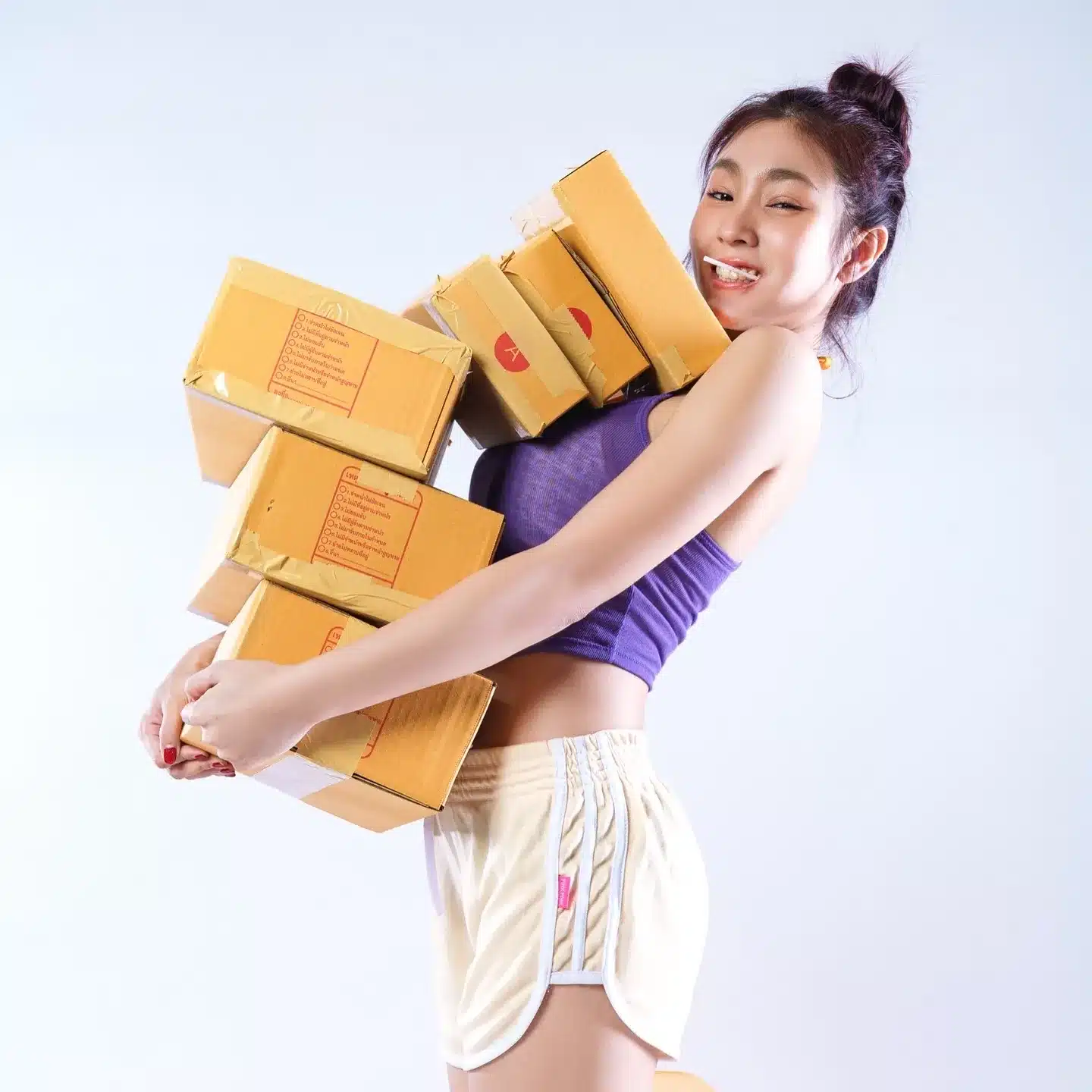 นัจโนะ นัจฐณิชา นักแสดงสาวสวย หุ่นแซ่บ จาก สงครามส่งด่วน 10