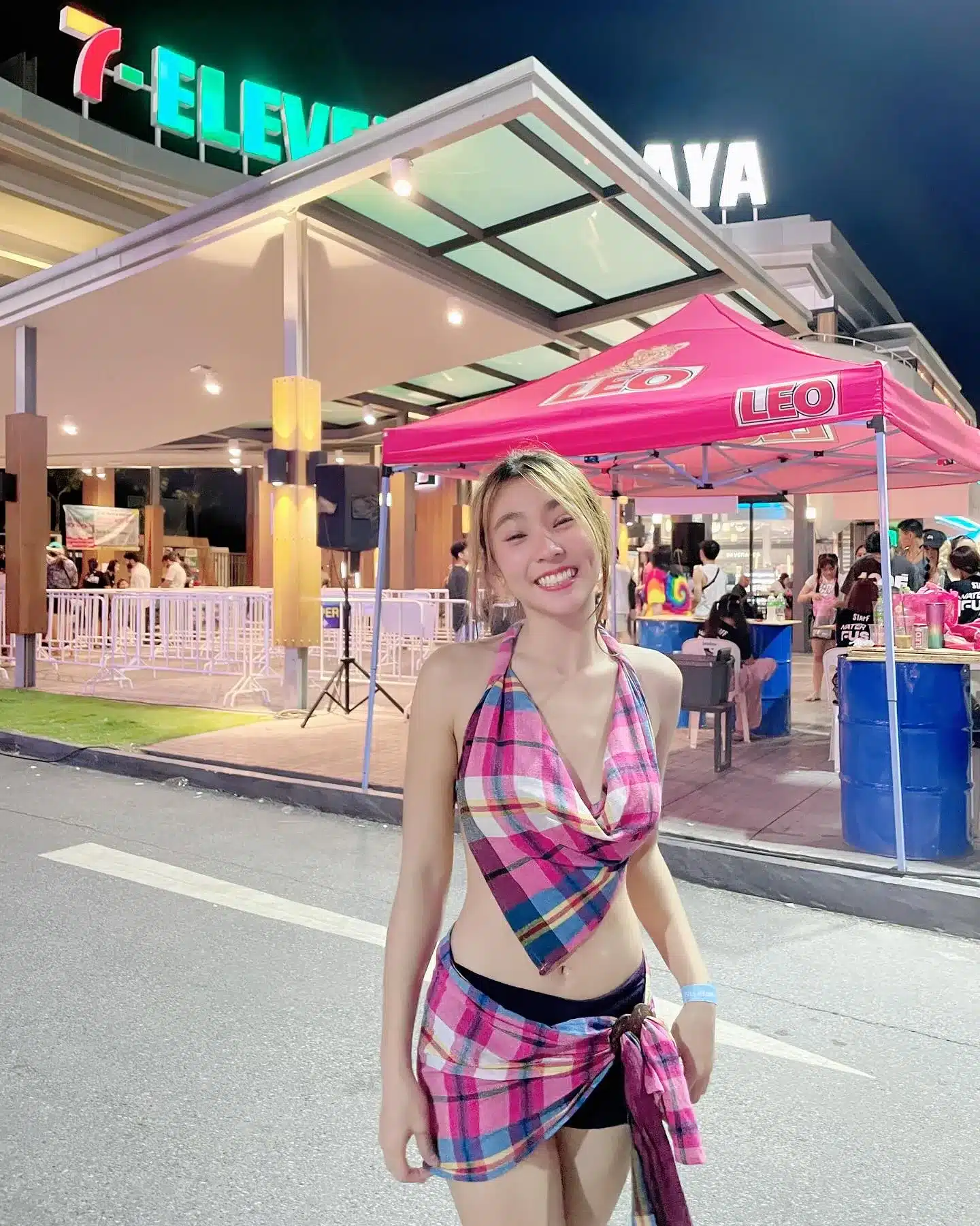 นัจโนะ นัจฐณิชา นักแสดงสาวสวย หุ่นแซ่บ จาก สงครามส่งด่วน 5