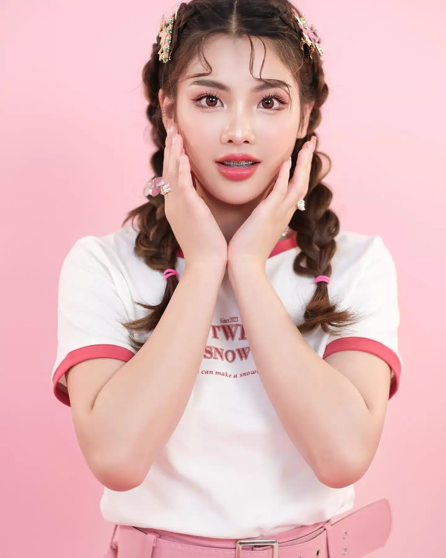 น้ำตาลตาแป๋ว ดาว TikTok สาวสวยหน้าหวานดวงตากลมใสขวัญใจ Gen Z 12