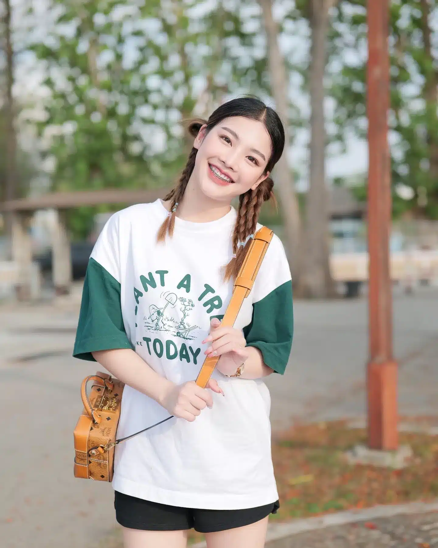 น้ำตาลตาแป๋ว ดาว TikTok สาวสวยหน้าหวานดวงตากลมใสขวัญใจ Gen Z 3