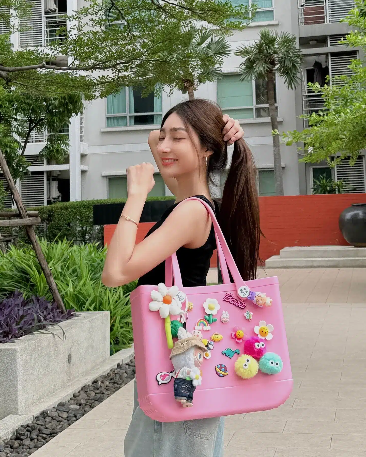 กิ๊ก อชิรญา ดาว TikTok สายฮา เน้นขายขำ แต่สวยเซ็กซี่ขยี้ใจหนุ่มๆ 15