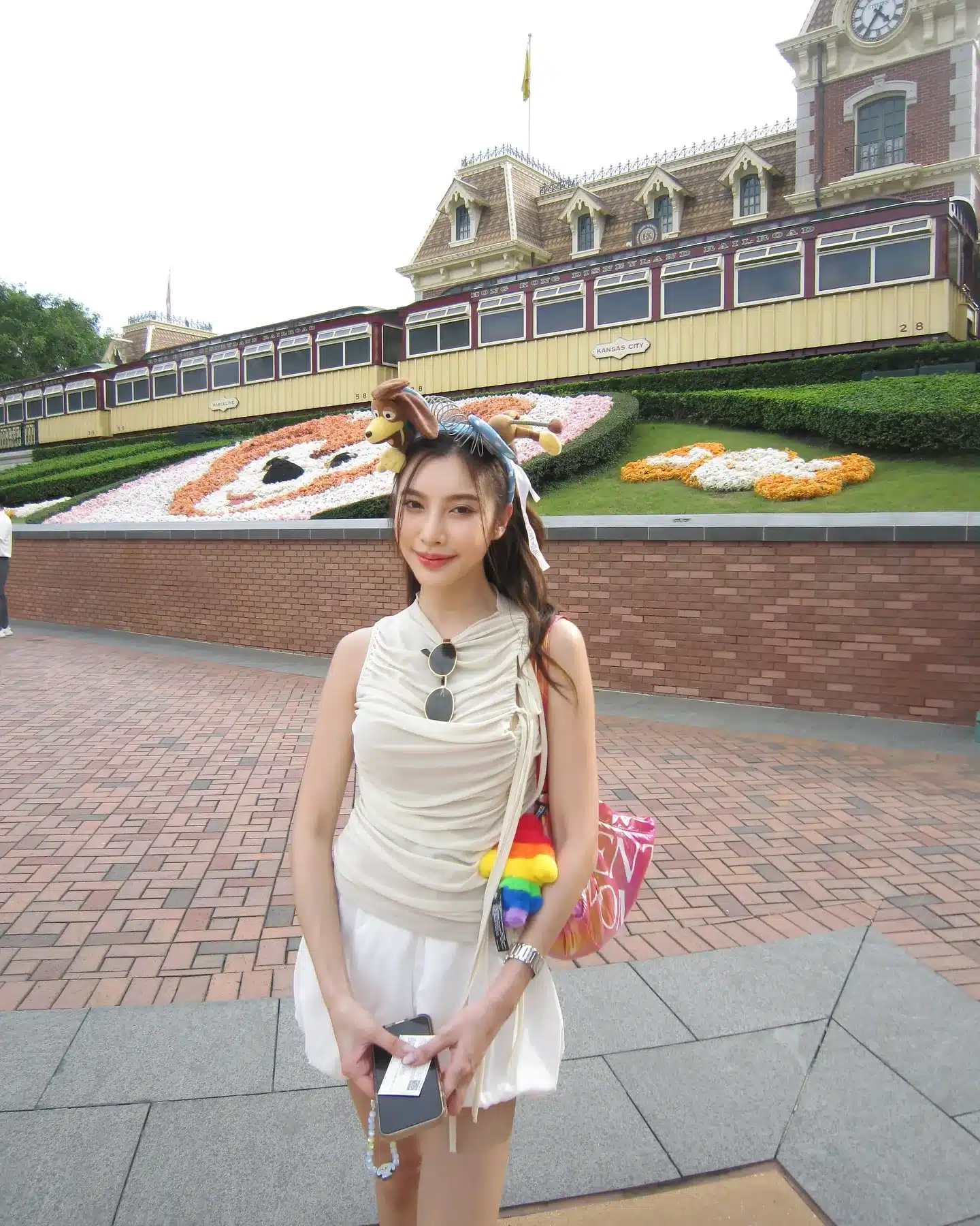 ได๋ได๋ ธันย์ธนิดา อดีตดาราสาวสวย แซ่บ เซ็กซี่ สะใภ้ตระกูลดัง 9