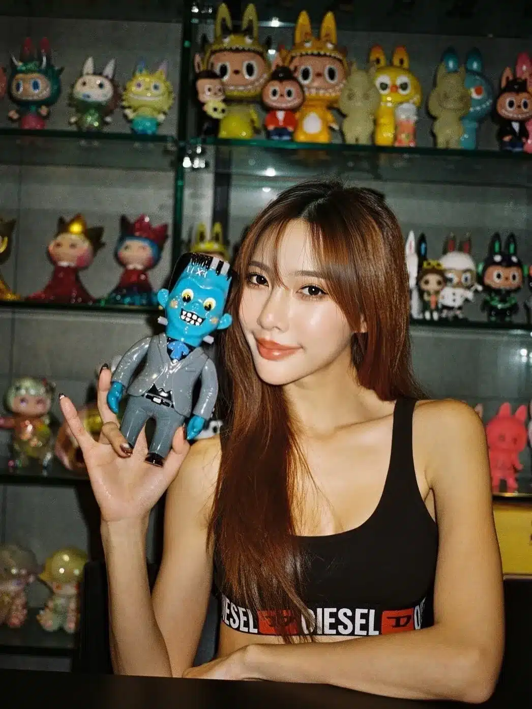 ได๋ได๋ ธันย์ธนิดา อดีตดาราสาวสวย แซ่บ เซ็กซี่ สะใภ้ตระกูลดัง 15