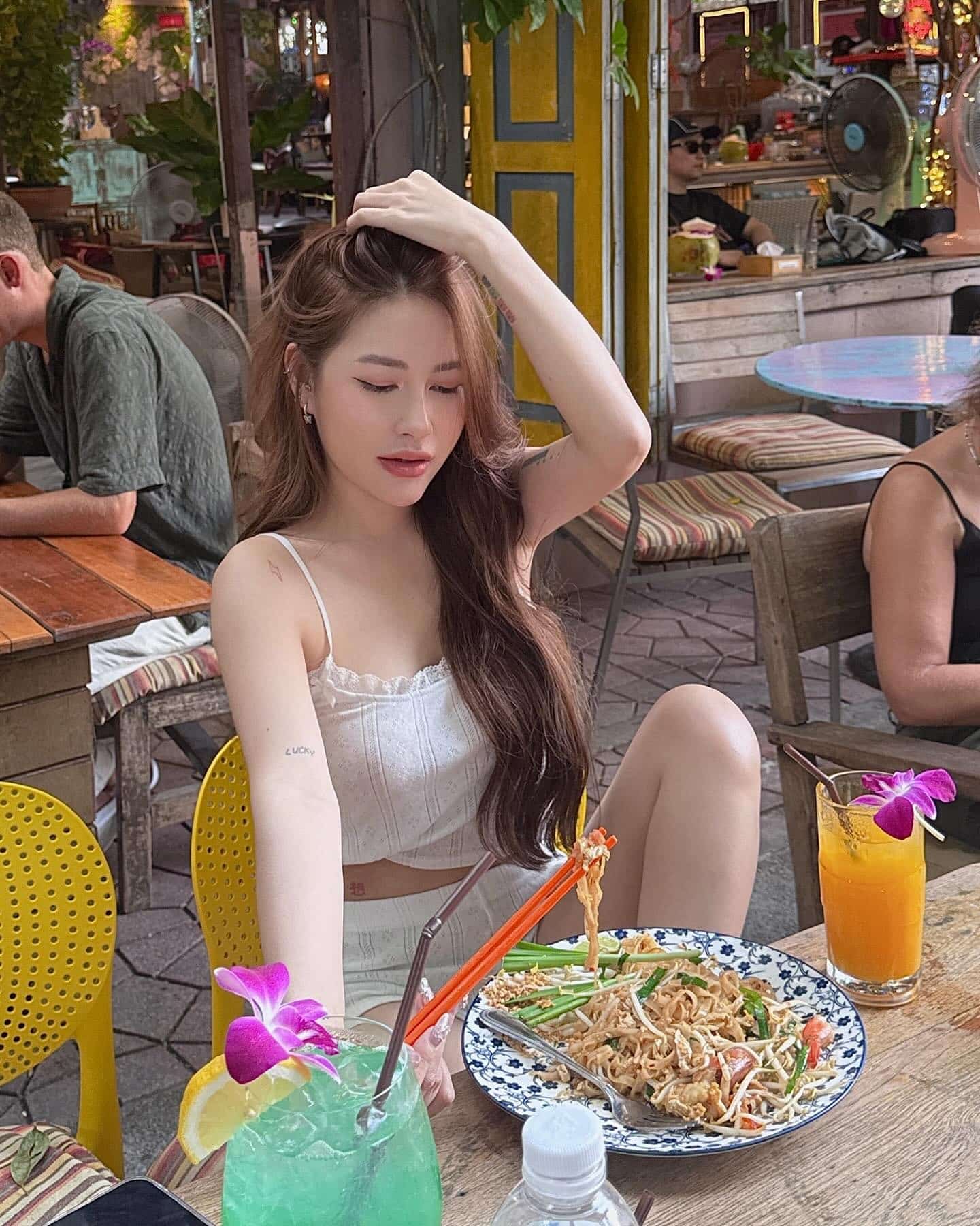 เปิดวาร์ป นุ่น ลลดา เน็ตไอดอลสาวสวย สุดฮอต เซ็กซี่ ผลงานเด็ด 30