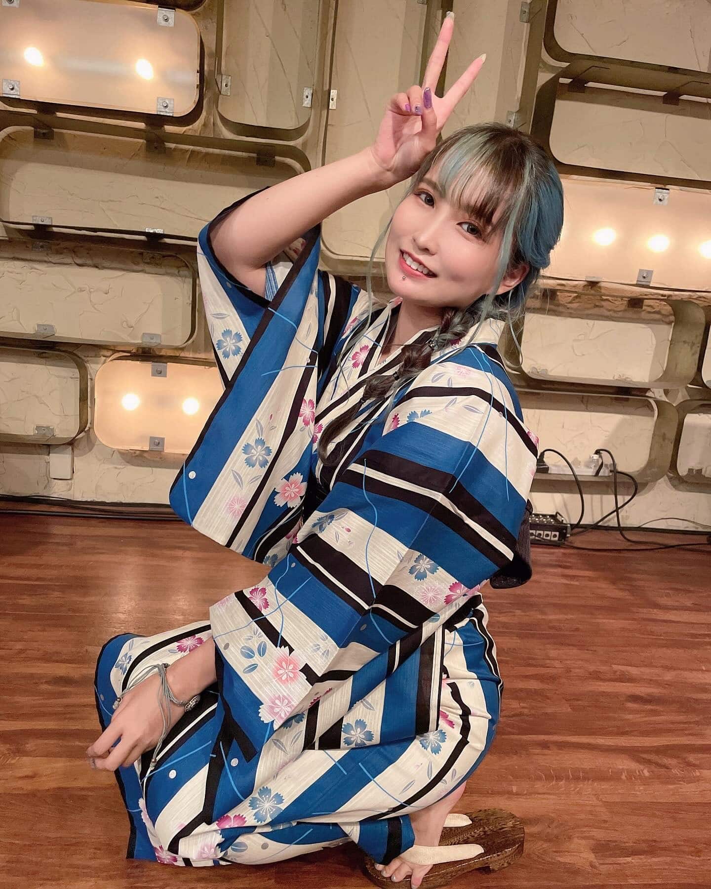 Aoi Kururugi ประวัติ นักแสดงญี่ปุ่นและผลงานเด่น 11